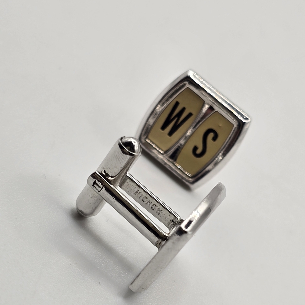 VIntage Initial Cufflinks - Picture 4 of 5